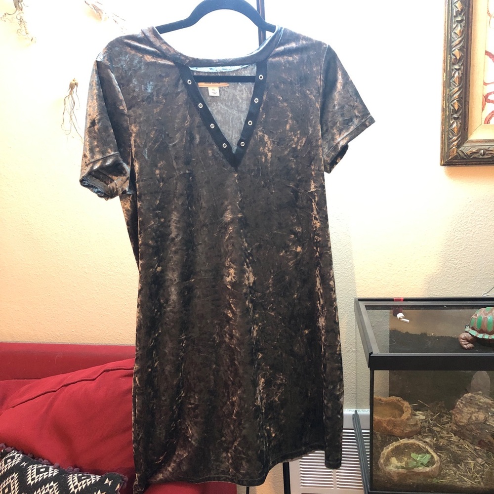 Crushed blue velvet dress